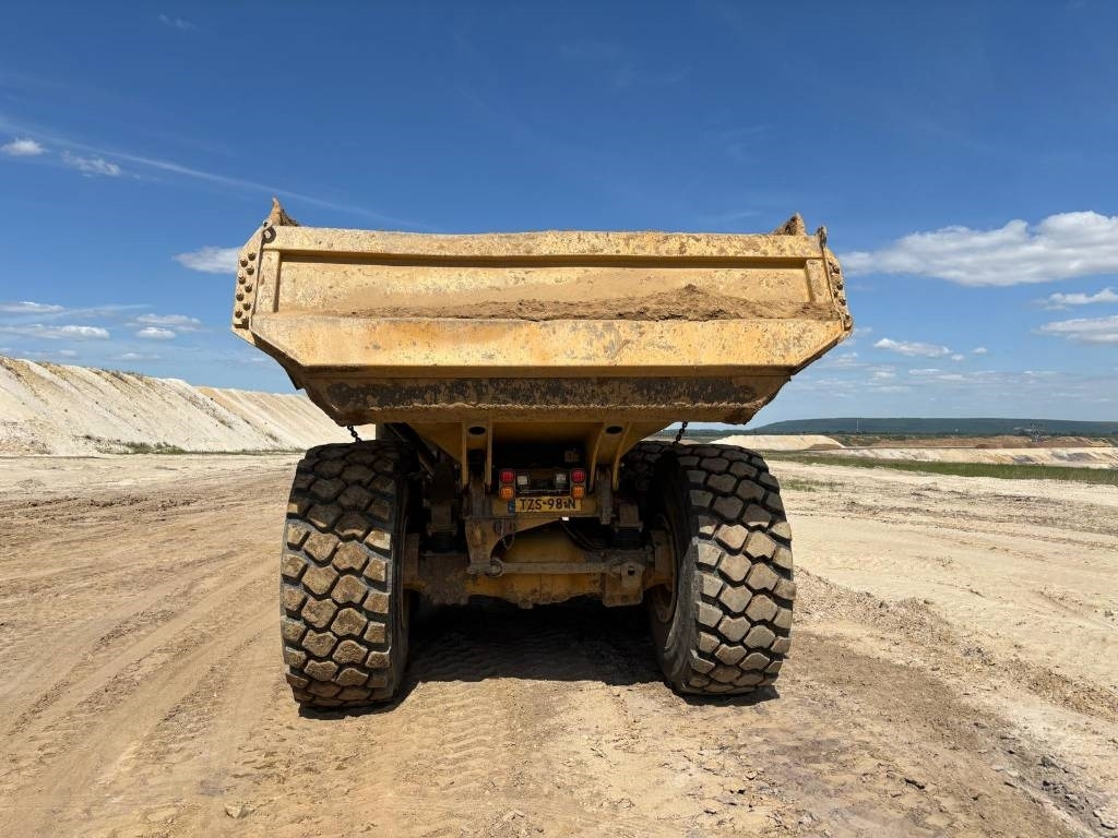 CAT 745 C (3 units available / Under Preparation) - Съчленен самосвал: снимка 4 CAT 745 C (3 units available / Under Preparation) - Съчленен самосвал: снимка 4