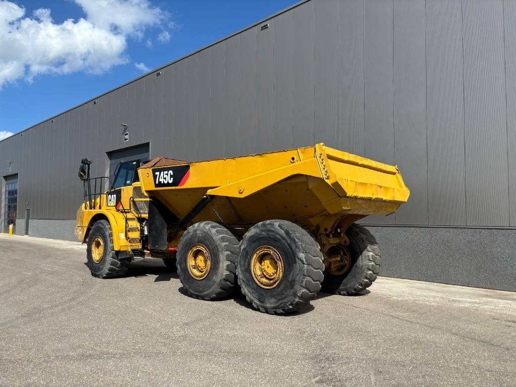 CAT 745 C (CE /Low Hours) - Съчленен самосвал: снимка 3 CAT 745 C (CE /Low Hours) - Съчленен самосвал: снимка 3