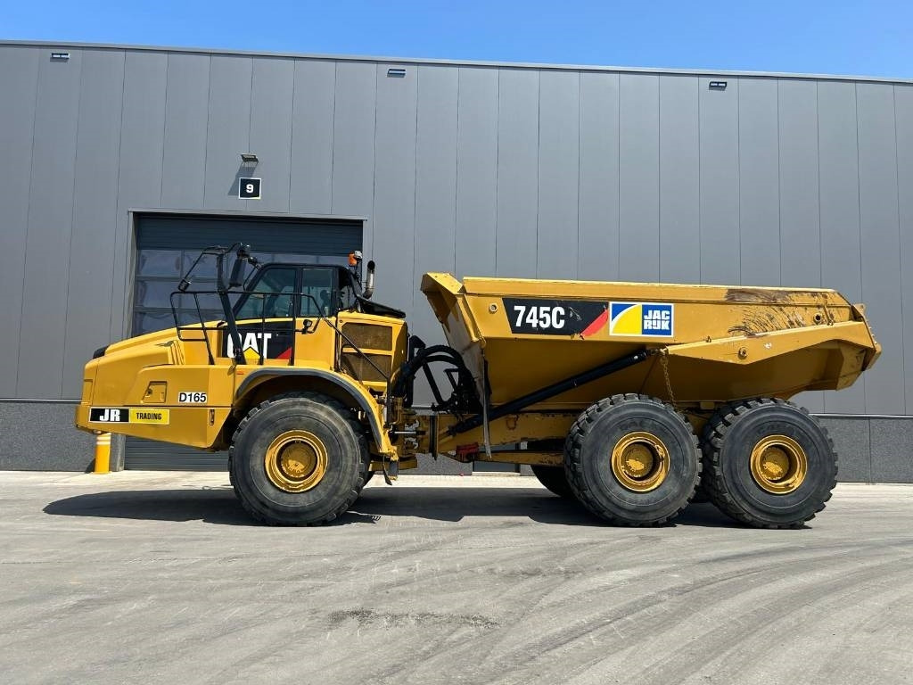 CAT 745 C - Съчленен самосвал: снимка 1 CAT 745 C - Съчленен самосвал: снимка 1