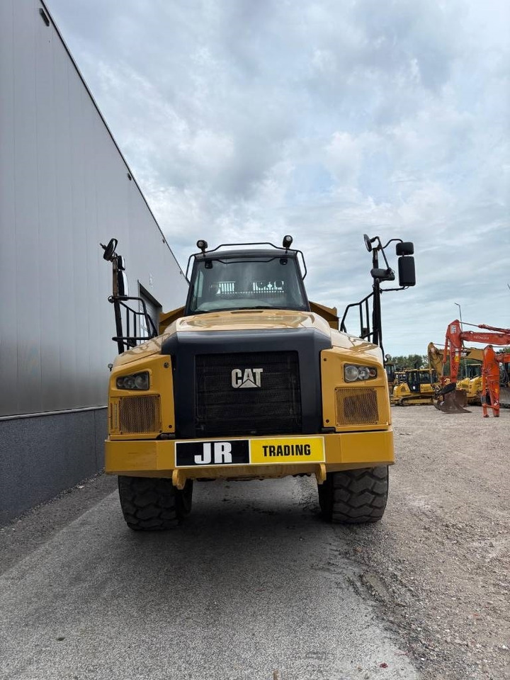 Съчленен самосвал CAT 745 C: снимка 8
