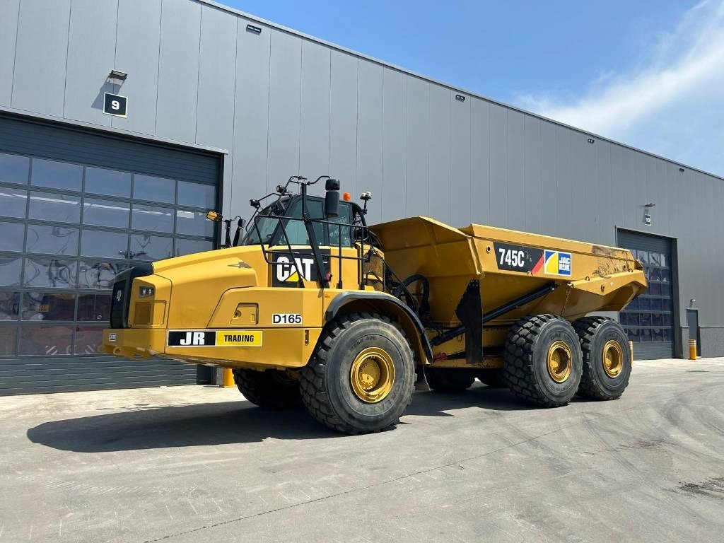 CAT 745 C - Съчленен самосвал: снимка 2 CAT 745 C - Съчленен самосвал: снимка 2