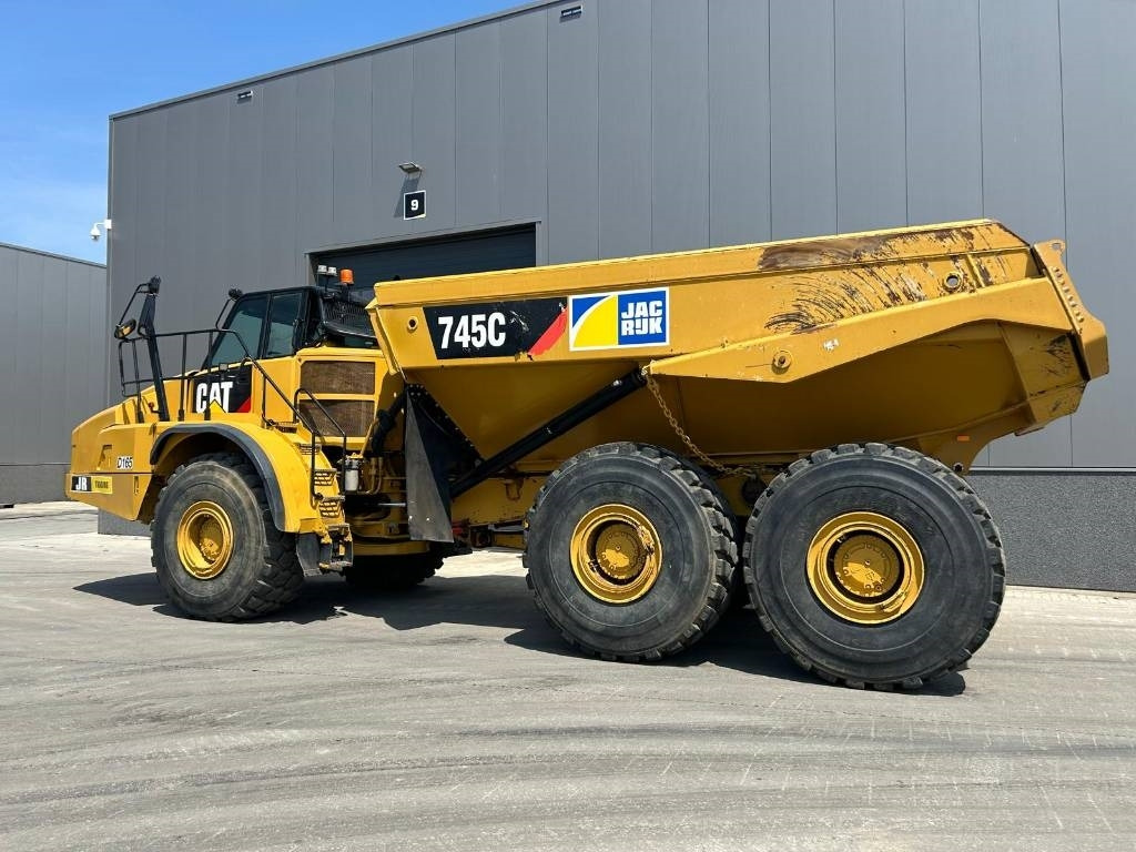 CAT 745 C - Съчленен самосвал: снимка 3 CAT 745 C - Съчленен самосвал: снимка 3