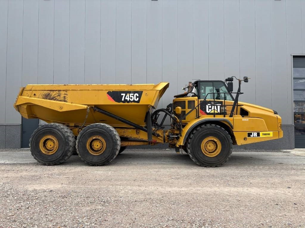 Съчленен самосвал CAT 745 C: снимка 6