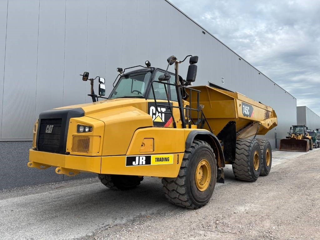 CAT 745 C - Съчленен самосвал: снимка 2 CAT 745 C - Съчленен самосвал: снимка 2