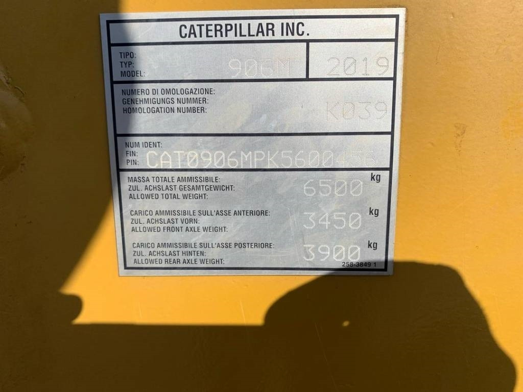 Колесен товарач CAT 906: снимка 10