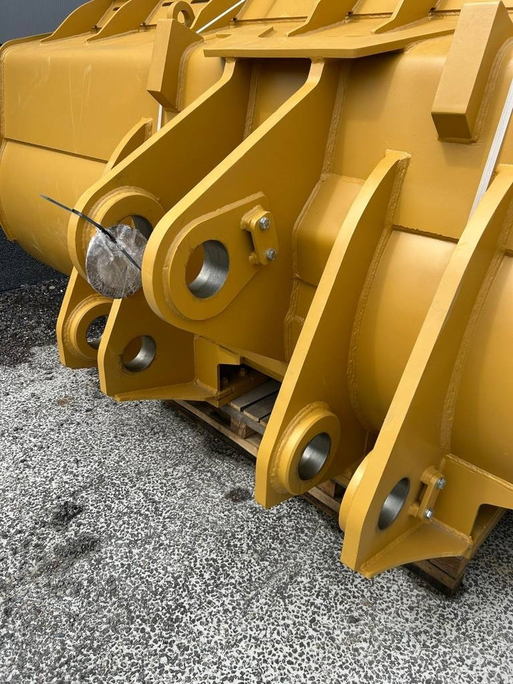 CAT 988 K Rock Bucket - Кофа за Строителна техника: снимка 4 CAT 988 K Rock Bucket - Кофа за Строителна техника: снимка 4