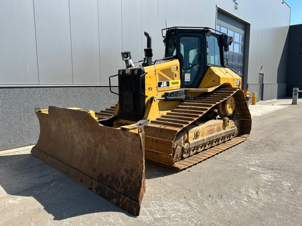 CAT D 5 LGP (new undercarriage + ripper) - Булдозер: снимка 1 CAT D 5 LGP (new undercarriage + ripper) - Булдозер: снимка 1