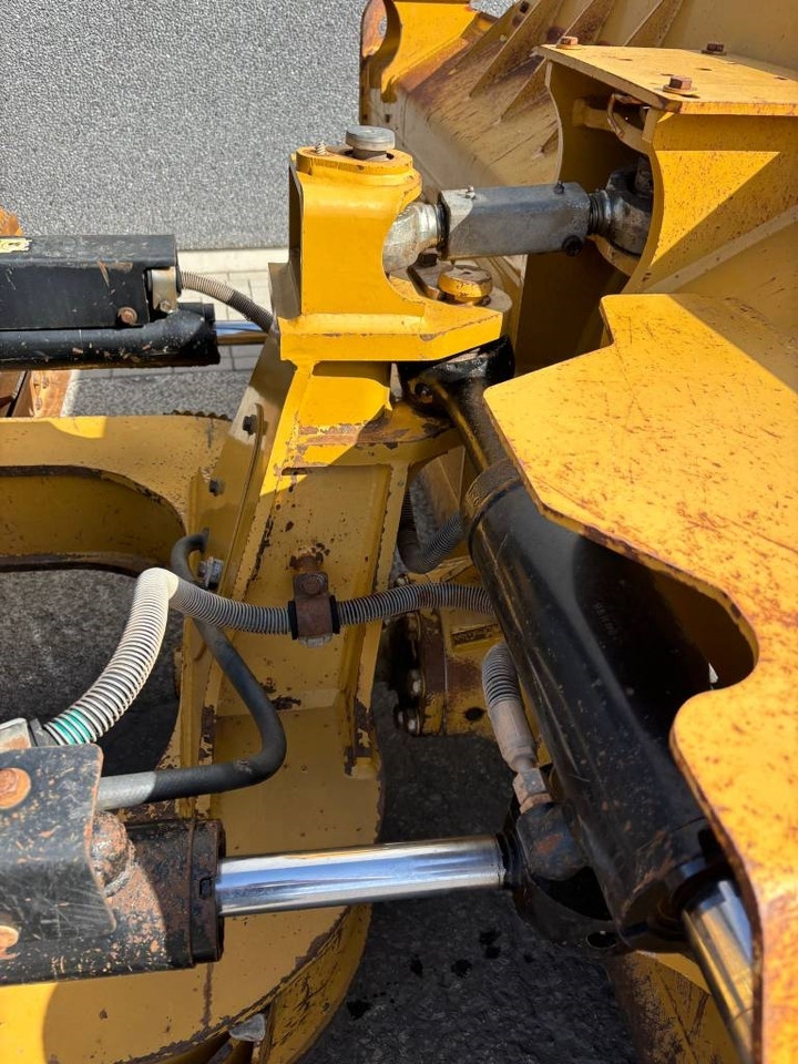Лизинг на CAT D 6 K 2 LGP  CAT D 6 K 2 LGP: снимка 20