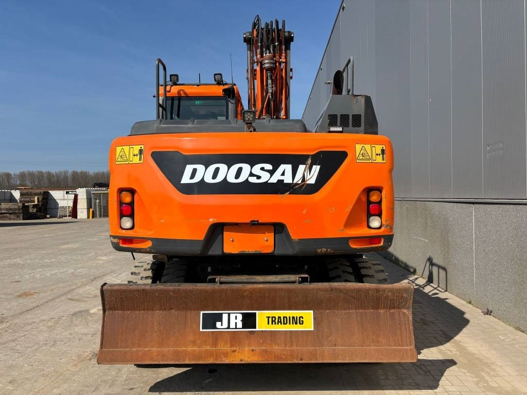 Doosan DX 140 W-5 (R5 Rototilt) - Колесен багер: снимка 4 Doosan DX 140 W-5 (R5 Rototilt) - Колесен багер: снимка 4