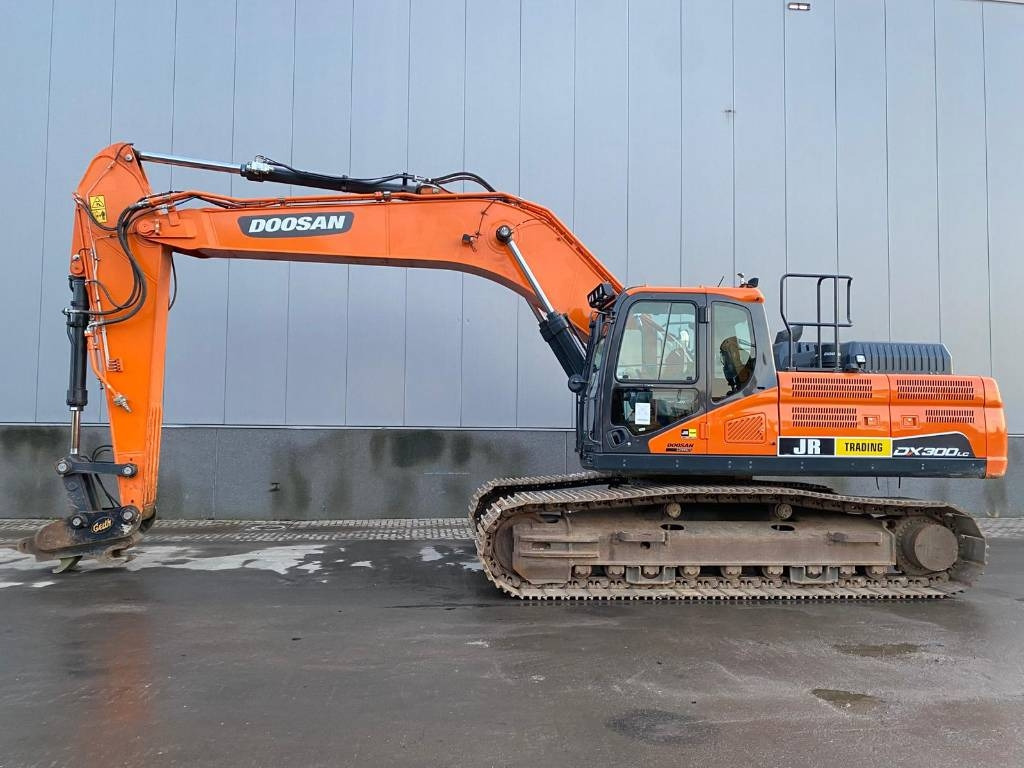 Doosan DX 300 LC-7 - Верижен багер: снимка 1 Doosan DX 300 LC-7 - Верижен багер: снимка 1