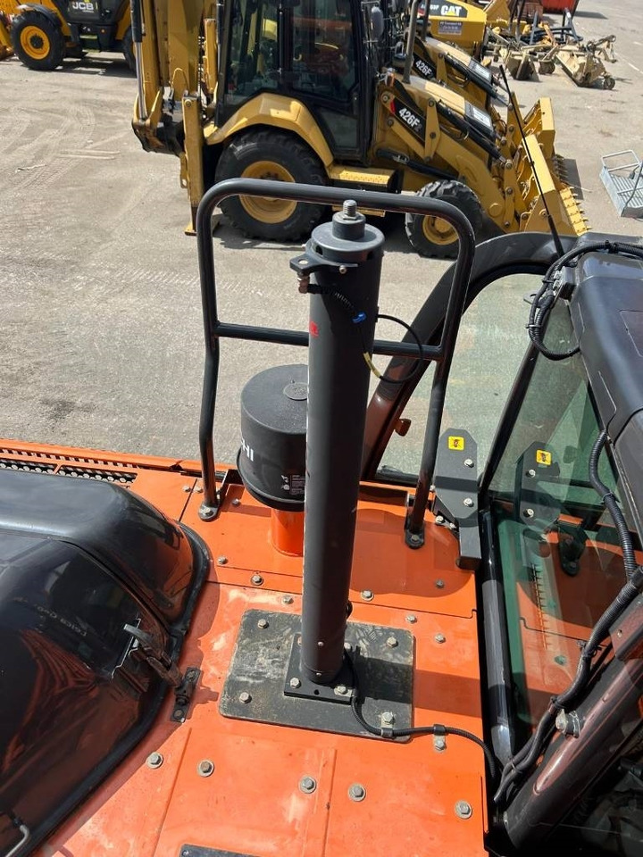 Верижен багер Hitachi ZX 250 LC-6 (GPS Prepared): снимка 33