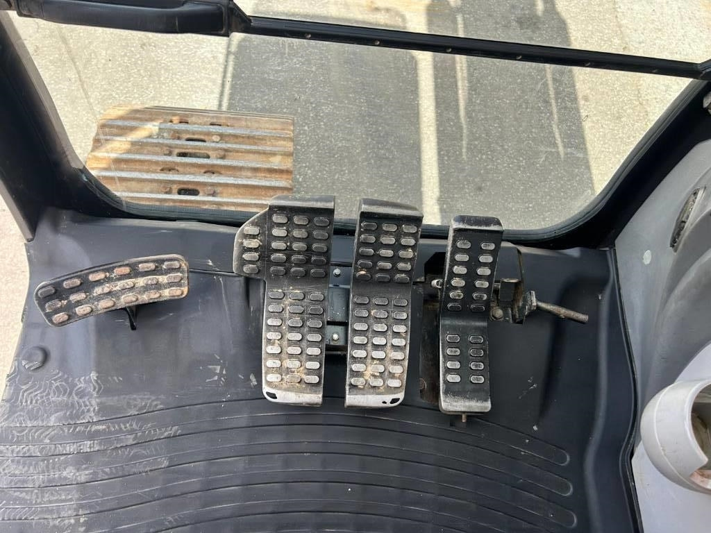 Верижен багер Hitachi ZX 250 LC-6 (GPS Prepared): снимка 17