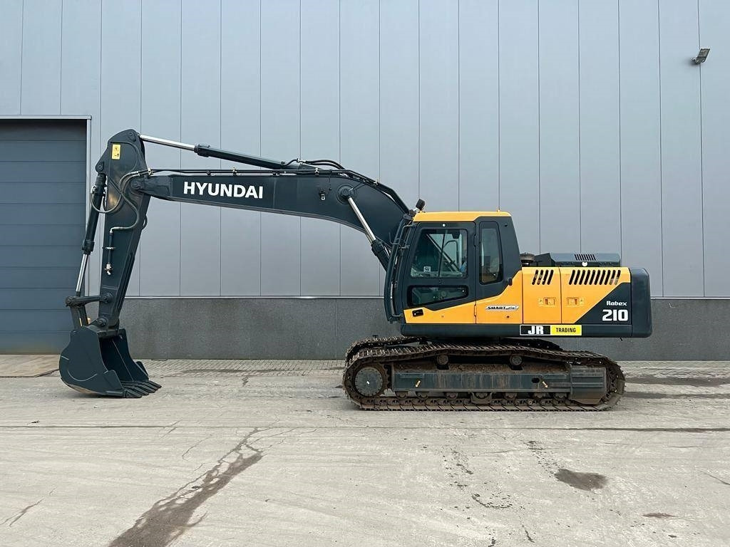 Hyundai R 210 - Верижен багер: снимка 1 Hyundai R 210 - Верижен багер: снимка 1