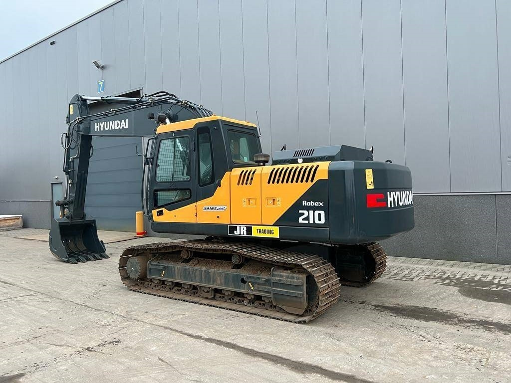 Hyundai R 210 - Верижен багер: снимка 3 Hyundai R 210 - Верижен багер: снимка 3
