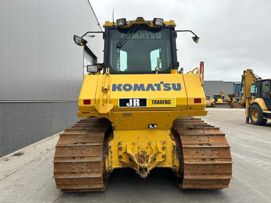 Komatsu D 65 WX-18 - Булдозер: снимка 4 Komatsu D 65 WX-18 - Булдозер: снимка 4