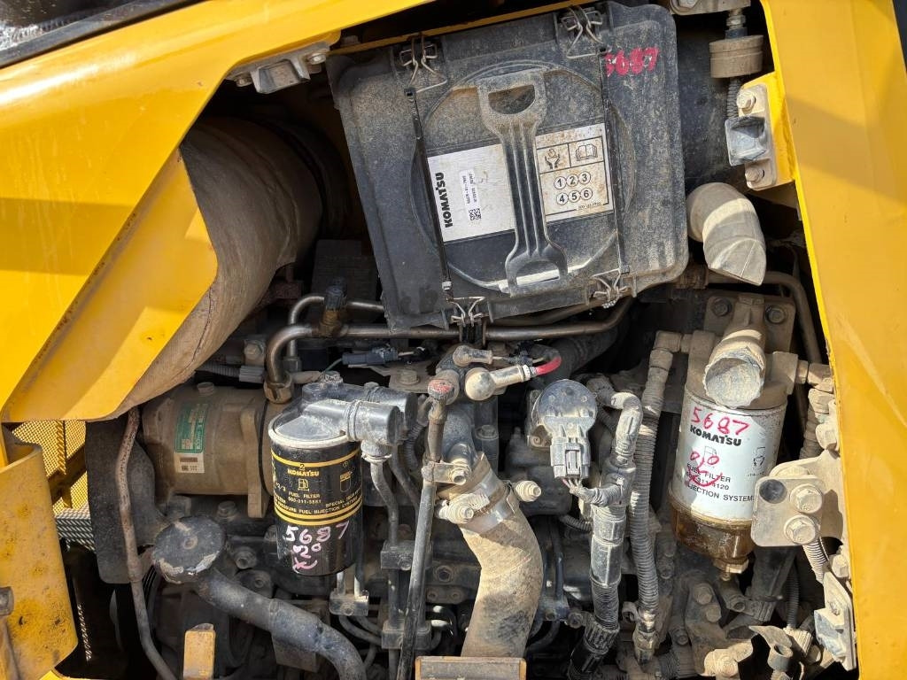 Булдозер Komatsu D37 PX-23: снимка 17