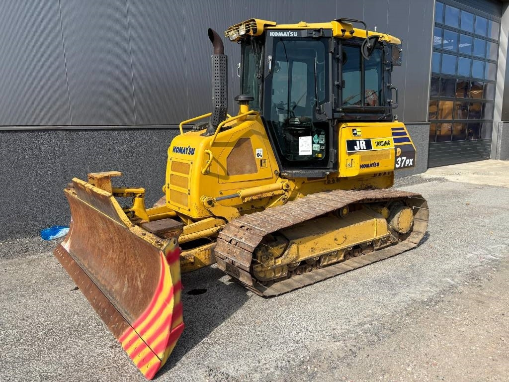 Komatsu D37 PX-23 - Булдозер: снимка 1 Komatsu D37 PX-23 - Булдозер: снимка 1