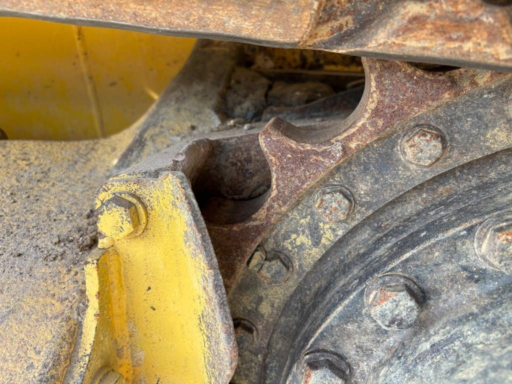 Булдозер Komatsu D37 PX-23: снимка 25