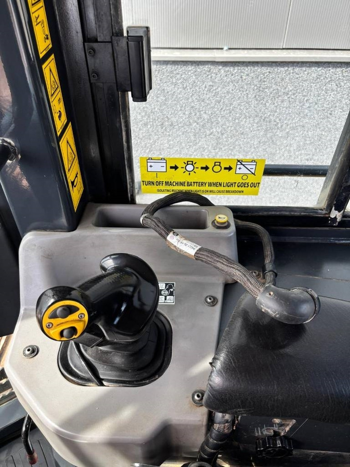 Булдозер Komatsu D37 PX-23: снимка 13