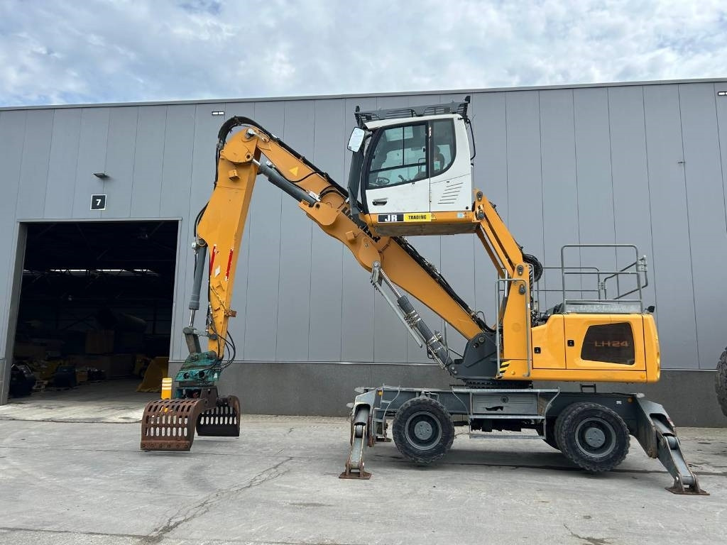 Liebherr LH 24 M - Багер за манипулиране на материали: снимка 1 Liebherr LH 24 M - Багер за манипулиране на материали: снимка 1