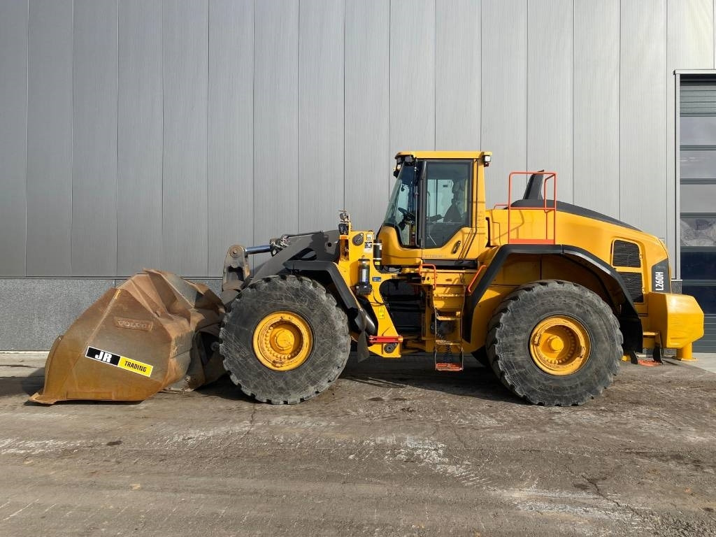 Volvo L 260 H (CDC + BSS) - Колесен товарач: снимка 1 Volvo L 260 H (CDC + BSS) - Колесен товарач: снимка 1