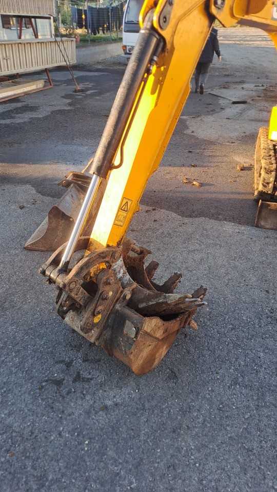 JCB 18 Z 1 - Мини багер: снимка 4 JCB 18 Z 1 - Мини багер: снимка 4