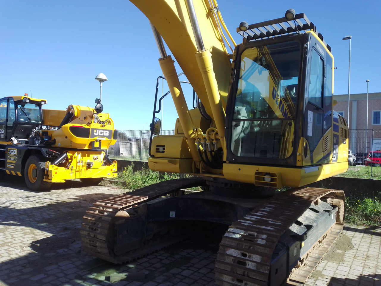 KOMATSU PC210 NLC-11 - Багер: снимка 3 KOMATSU PC210 NLC-11 - Багер: снимка 3