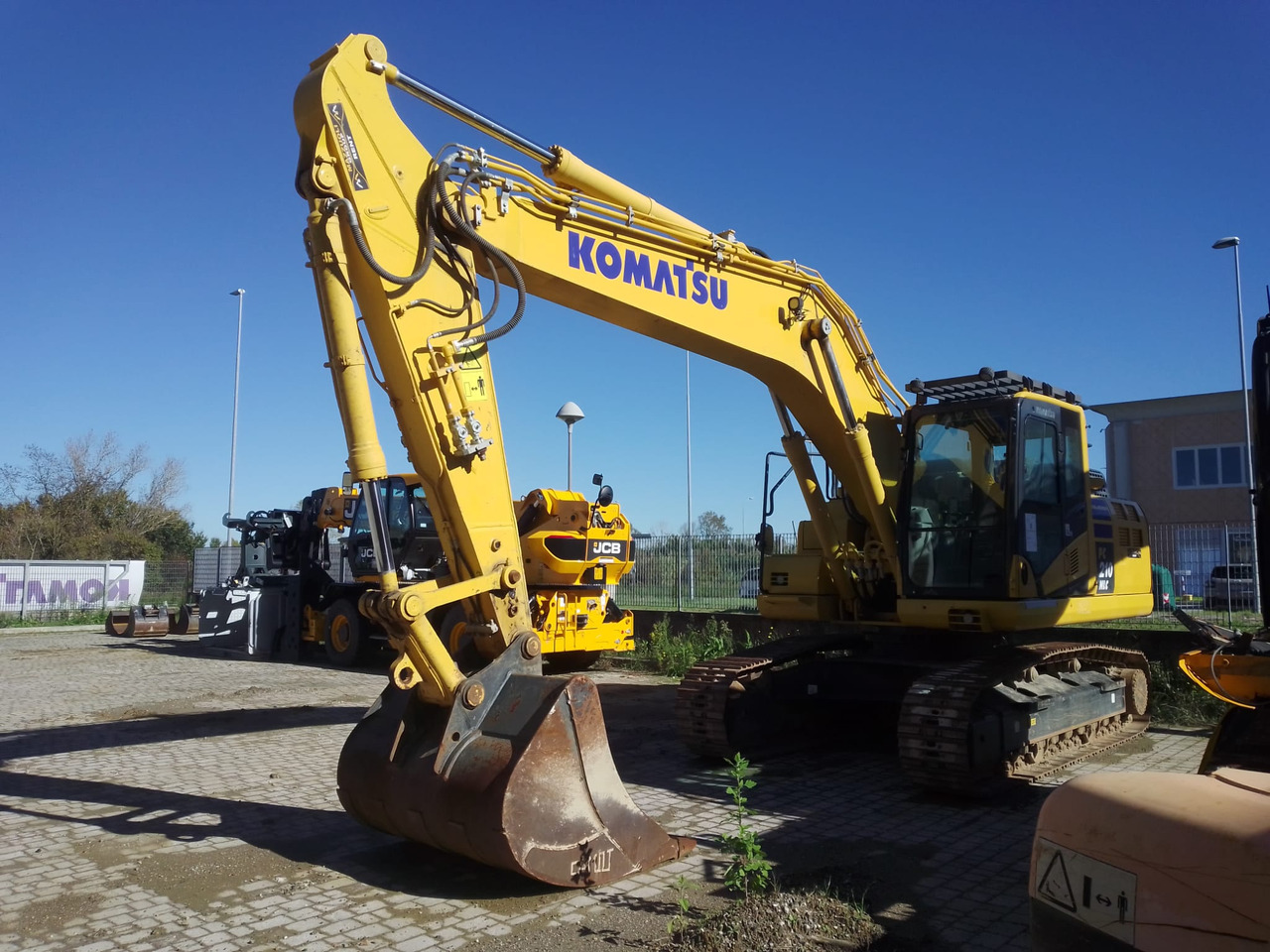 KOMATSU PC210 NLC-11 - Багер: снимка 2 KOMATSU PC210 NLC-11 - Багер: снимка 2