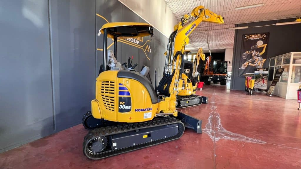Komatsu PC30 MR-5 - Мини багер: снимка 1 Komatsu PC30 MR-5 - Мини багер: снимка 1