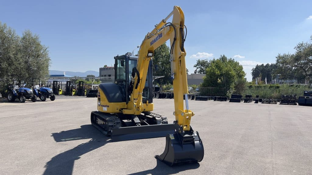 Komatsu PC55MR-5 - Мини багер: снимка 3 Komatsu PC55MR-5 - Мини багер: снимка 3