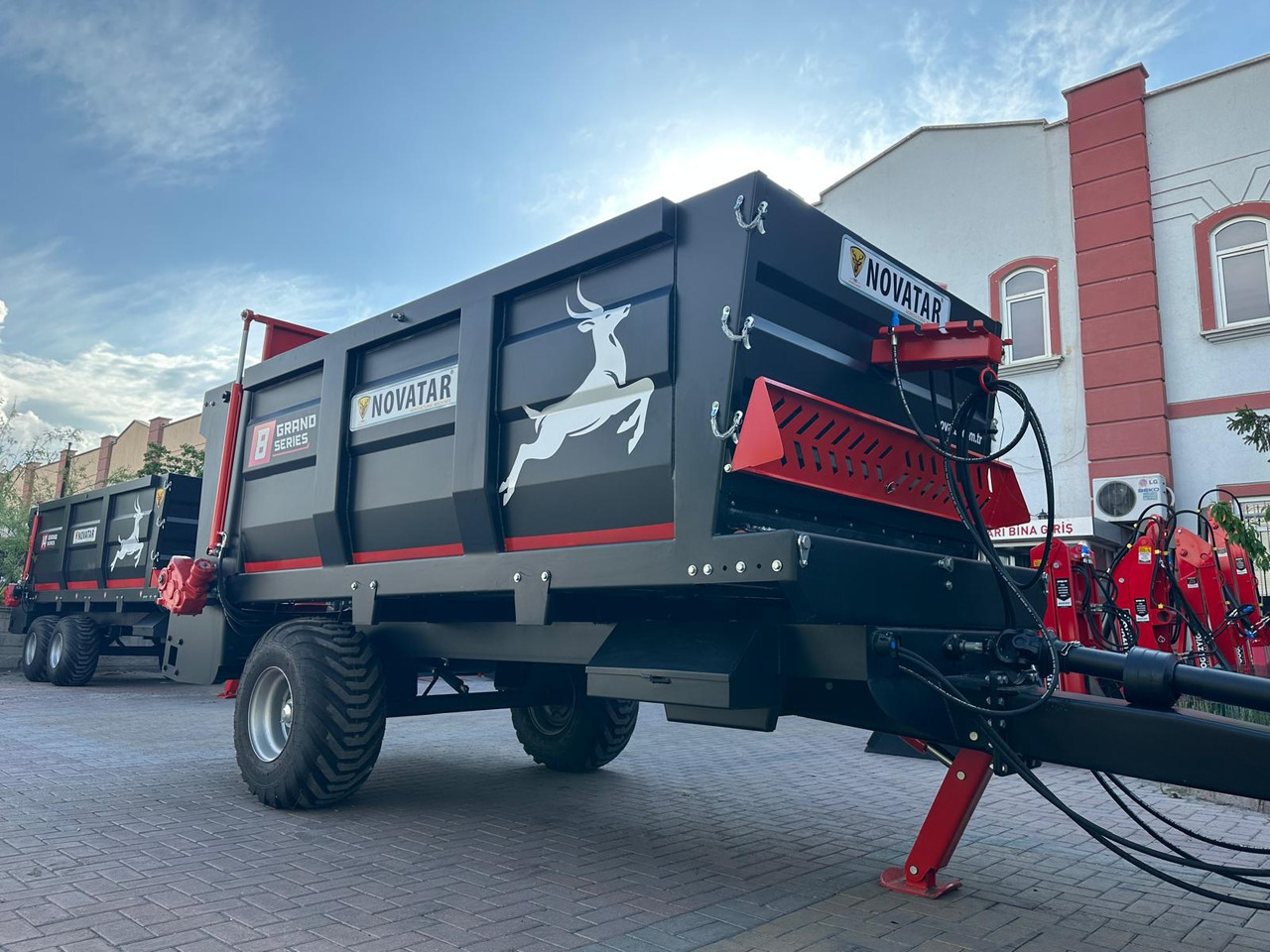 Novatar Manure Spreader 6 m3 - Разпръсквач за оборски тор: снимка 2 Novatar Manure Spreader 6 m3 - Разпръсквач за оборски тор: снимка 2