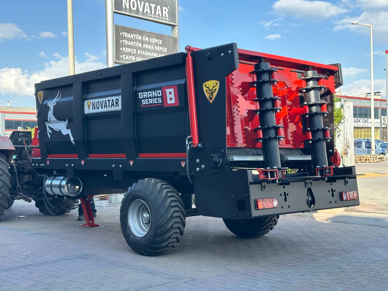 Novatar Manure Spreader 6 m3 - Разпръсквач за оборски тор: снимка 1 Novatar Manure Spreader 6 m3 - Разпръсквач за оборски тор: снимка 1