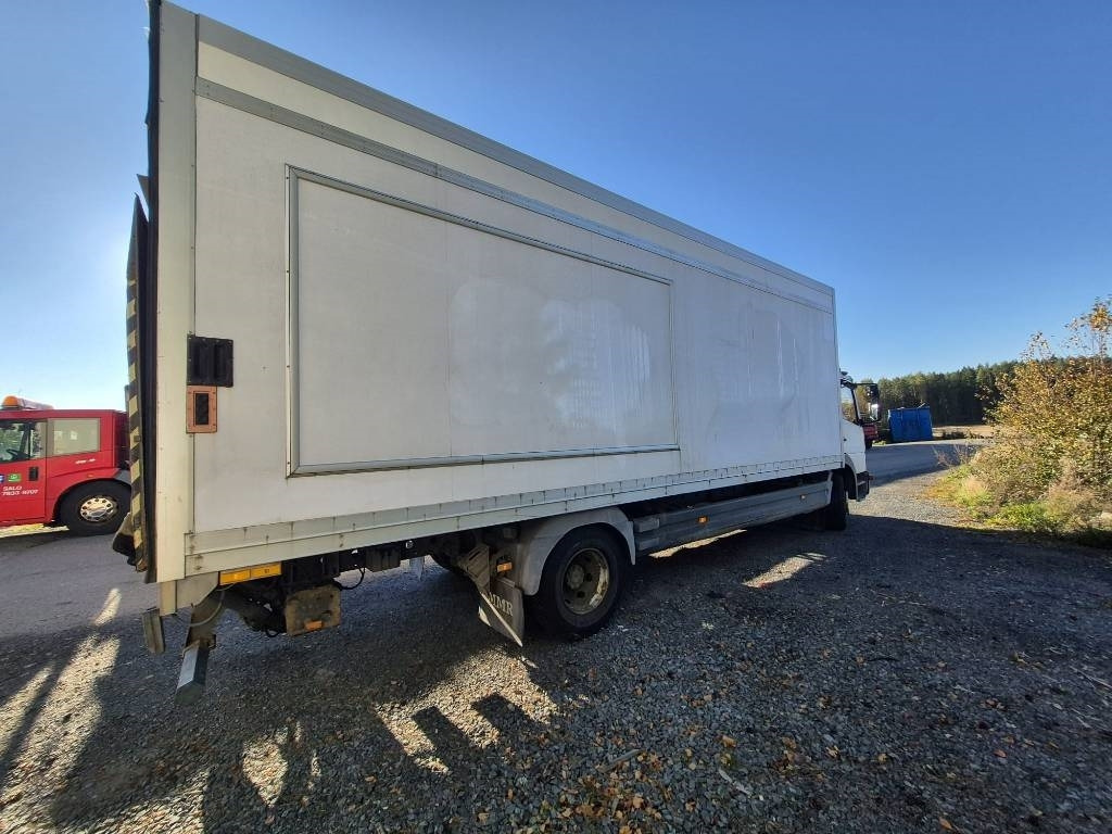 Mercedes-Benz Atego 1223 umpikori+pl nostin - Камион фургон: снимка 3 Mercedes-Benz Atego 1223 umpikori+pl nostin - Камион фургон: снимка 3