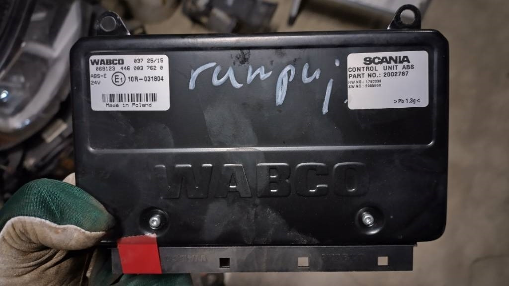 Scania ABS control unit - Електрическа система за Камион: снимка 1 Scania ABS control unit - Електрическа система за Камион: снимка 1