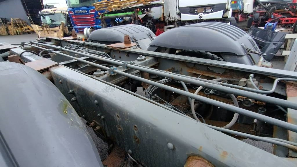 Scania R164 480 rautajouset,av4100mm , ADR. HIENO!! - Шаси кабина: снимка 4 Scania R164 480 rautajouset,av4100mm , ADR. HIENO!! - Шаси кабина: снимка 4