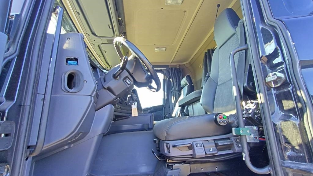 Scania R490 8x4 multilift vaijerilaite,napaperät - Мултилифт за контейнери камион: снимка 3 Scania R490 8x4 multilift vaijerilaite,napaperät - Мултилифт за контейнери камион: снимка 3
