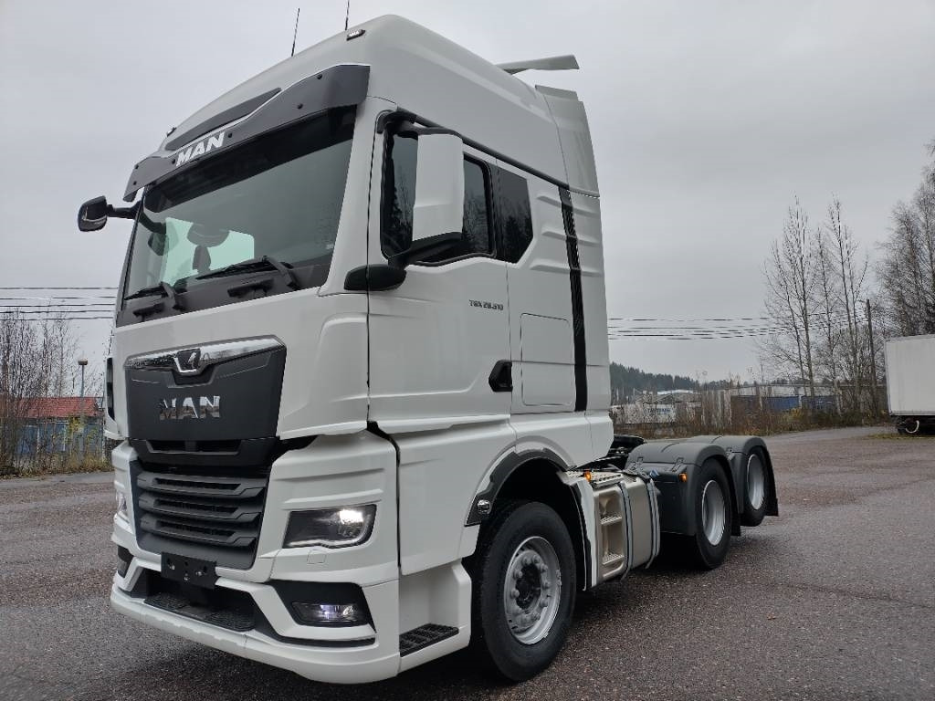 Нови Влекач MAN TGX 28.510 6x2 takateliveturi, hydr.valm. UUSI: снимка 1