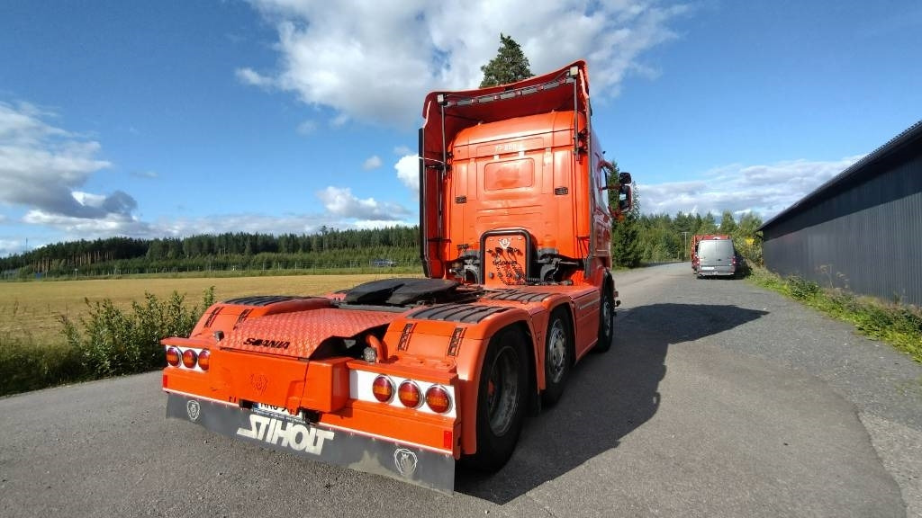 Scania R520 6x2 väliteliveturi,hyvät varusteet - Влекач: снимка 3 Scania R520 6x2 väliteliveturi,hyvät varusteet - Влекач: снимка 3