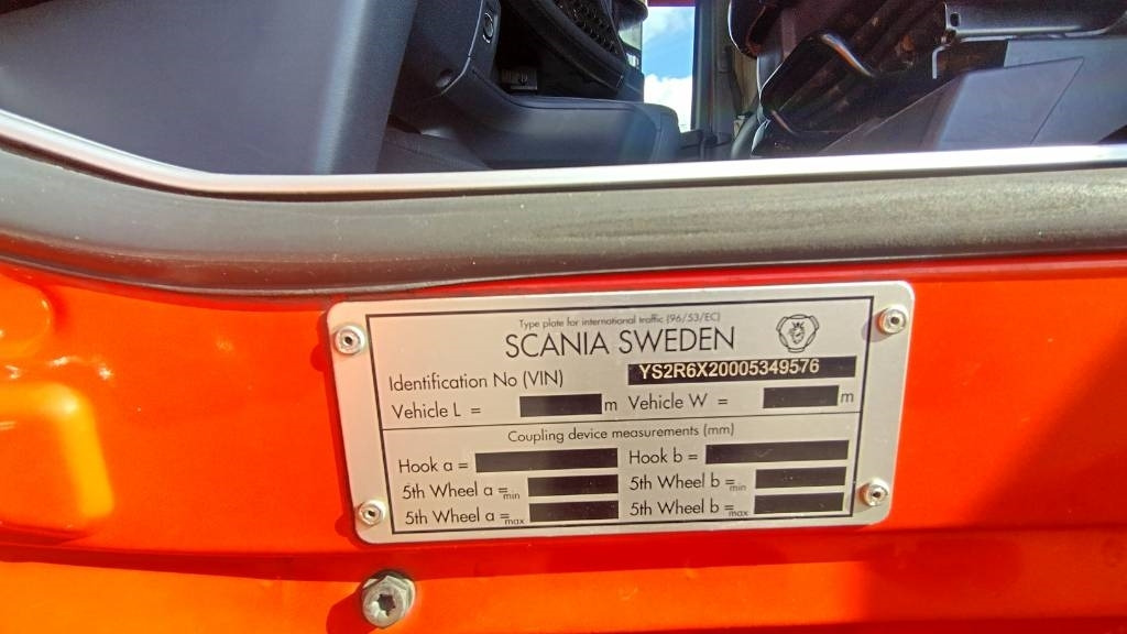 Влекач Scania R520 6x2 väliteliveturi,hyvät varusteet: снимка 6