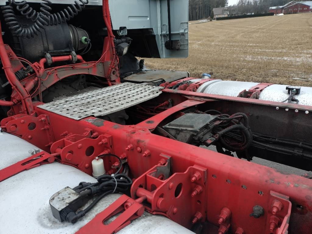 Volvo FH13 460 euro5 veturi täysilmaj. - Влекач: снимка 5 Volvo FH13 460 euro5 veturi täysilmaj. - Влекач: снимка 5