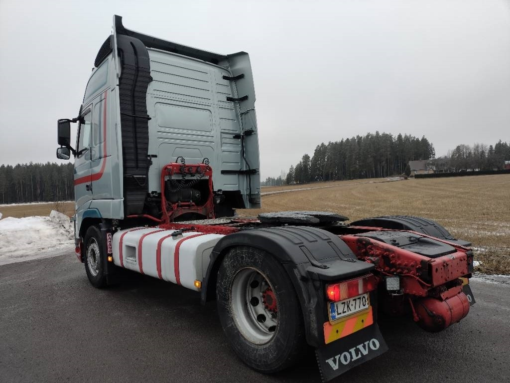 Volvo FH13 460 euro5 veturi täysilmaj. - Влекач: снимка 4 Volvo FH13 460 euro5 veturi täysilmaj. - Влекач: снимка 4