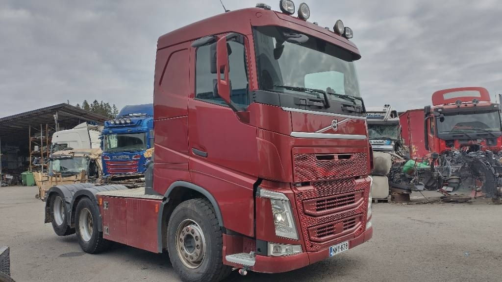 Volvo FH13 6x4 nouseva teliveto, HYDR!! - Влекач: снимка 2 Volvo FH13 6x4 nouseva teliveto, HYDR!! - Влекач: снимка 2