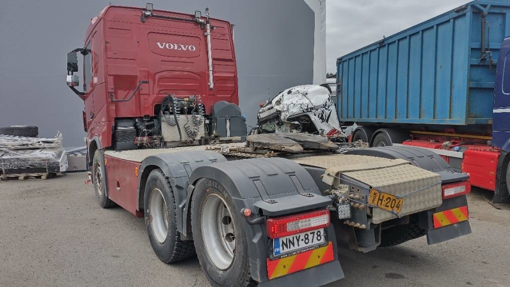 Volvo FH13 6x4 nouseva teliveto, HYDR!! - Влекач: снимка 5 Volvo FH13 6x4 nouseva teliveto, HYDR!! - Влекач: снимка 5