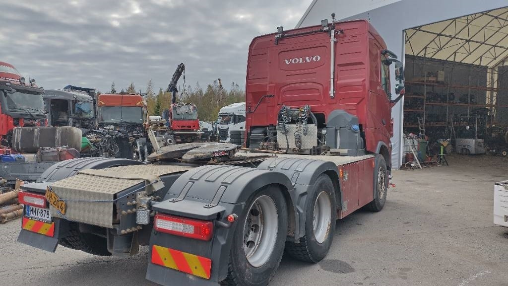 Volvo FH13 6x4 nouseva teliveto, HYDR!! - Влекач: снимка 4 Volvo FH13 6x4 nouseva teliveto, HYDR!! - Влекач: снимка 4