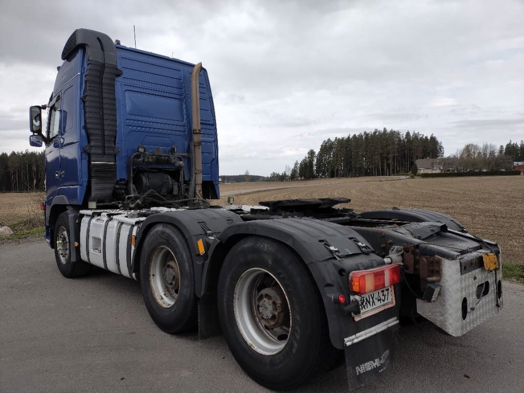 Volvo FH16 580 6x4 veturi, hydrauliikka - Влекач: снимка 4 Volvo FH16 580 6x4 veturi, hydrauliikka - Влекач: снимка 4