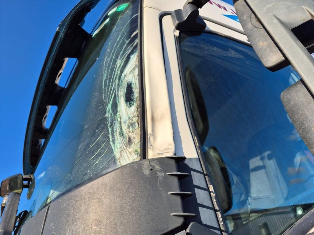 Volvo FH500 8x2 alusta - Шаси кабина: снимка 5 Volvo FH500 8x2 alusta - Шаси кабина: снимка 5