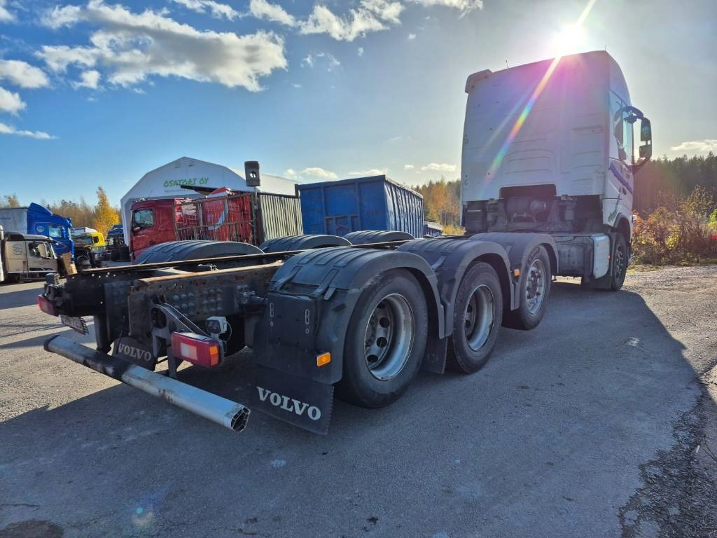 Volvo FH500 8x2 alusta - Шаси кабина: снимка 3 Volvo FH500 8x2 alusta - Шаси кабина: снимка 3