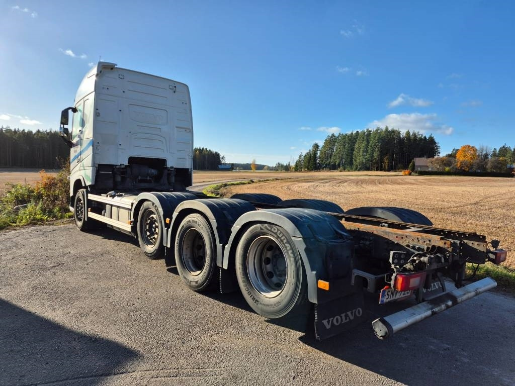 Volvo FH500 8x2 alusta - Шаси кабина: снимка 4 Volvo FH500 8x2 alusta - Шаси кабина: снимка 4