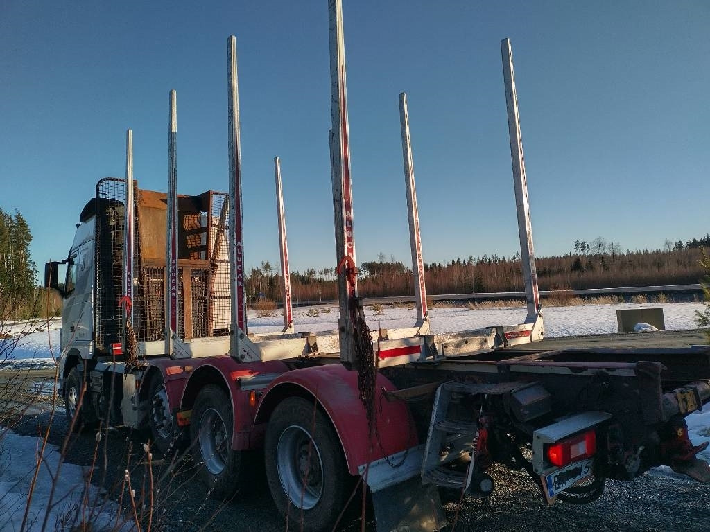 Volvo FH750 puuvarustus, napaperät,trippeli - Камион за дърва: снимка 5 Volvo FH750 puuvarustus, napaperät,trippeli - Камион за дърва: снимка 5