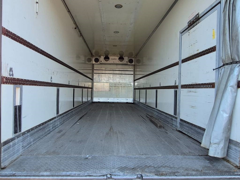 Volvo FM D11 450 6x2 umpikori+pl-nostin  - Камион фургон: снимка 5 Volvo FM D11 450 6x2 umpikori+pl-nostin  - Камион фургон: снимка 5